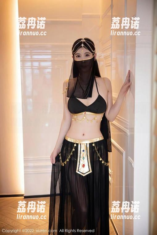 秀人网 - 在网盘深潜，发现了孔一红那份制服合集，是时候来场自我审美危机了。