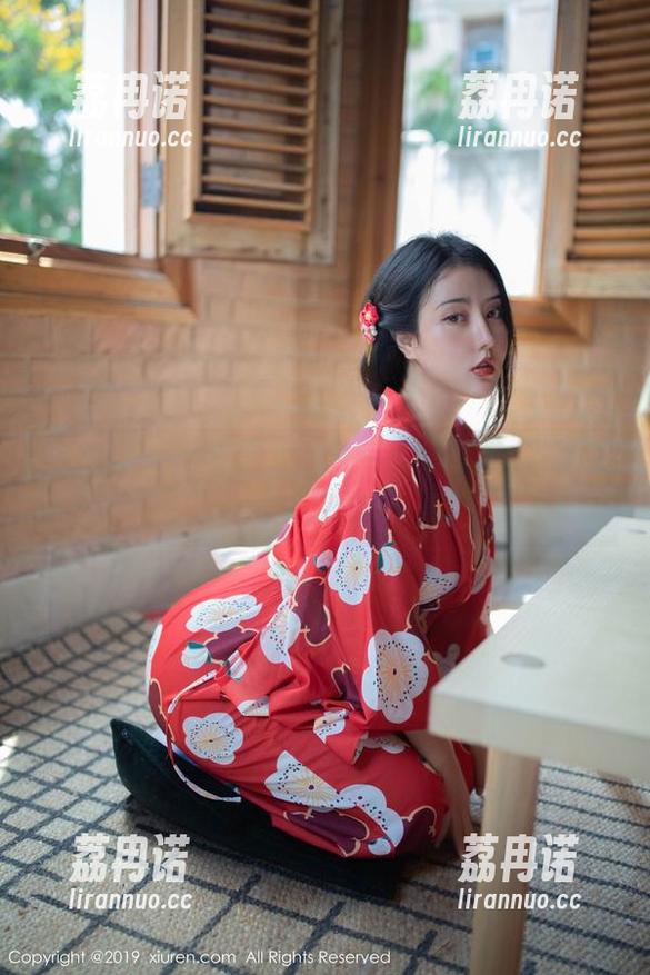 秀人网-玄子 秀人网 - 给夏天加点玄子的调调:一份高清写真随想