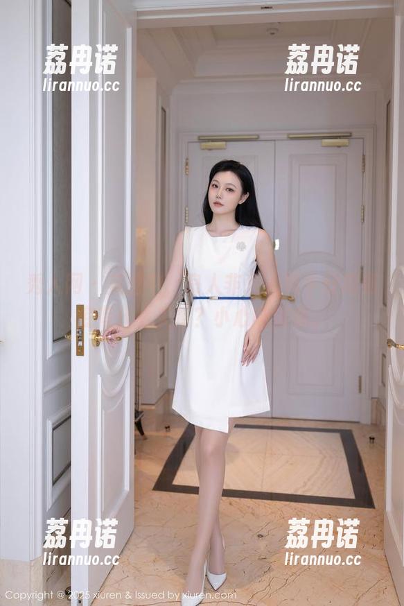 秀人网 - 美图中，良人非爱人和牛仔裤到底有什么关系？小心窥探哦。