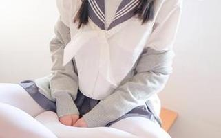 稚乖画册 - 看夜夜玩弄80D白丝合集，不禁唏嘘，也想试试。