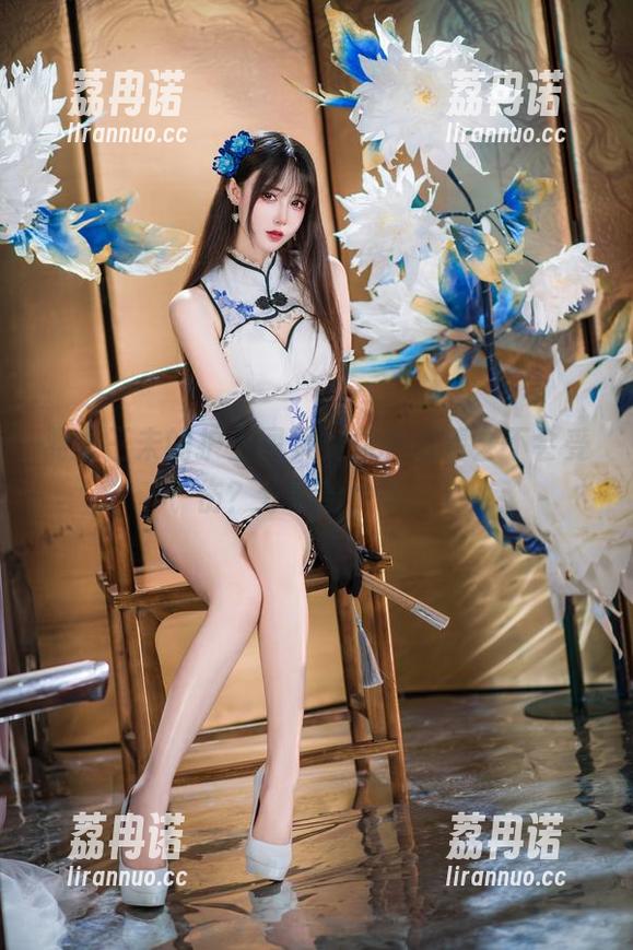 羽生三未的护士图集，你的眼睛会不会受伤？分享给大家！