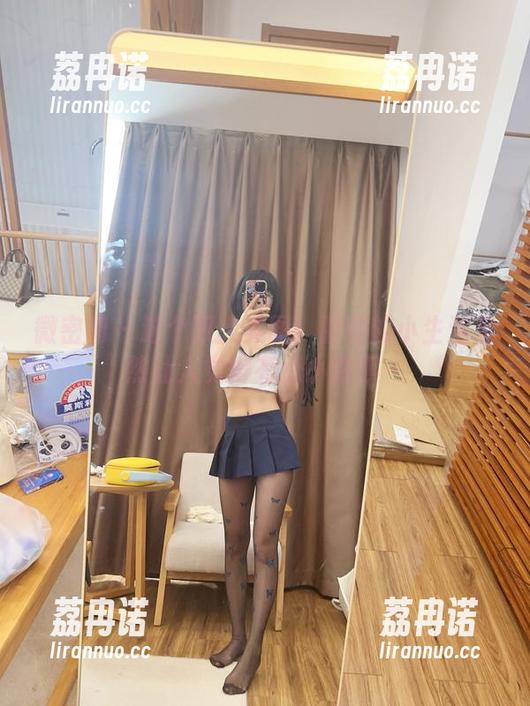 微密圈 - 这个双人美图！胜利的小生活竟然让人觉得有点小腼腆～