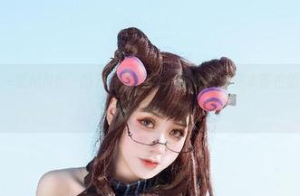 这“芊川一笑MNK”的万圣节套图，让我觉得原本害怕的节日，突然变得有趣起来。