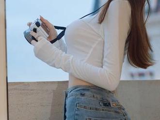 花漾show - 顾奈奈的“学姐”写真：你知道那一瞬间打亮我的那张照片吗？