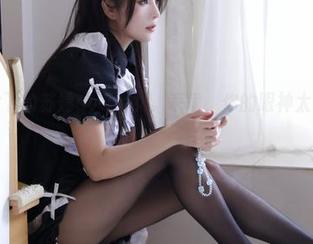 高清照片下的苏嫣qvq修女，乖乖，你的眼神太有故事了！