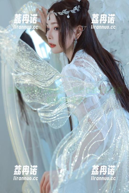 苏嫣嫣阿姨VS泰国：一场纱巾的写真角逐，结果出自谁手？