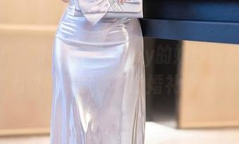 语画界 - 小蛮妖Yummy的婚纱写真，真心觉得我家还有个婚礼没办。