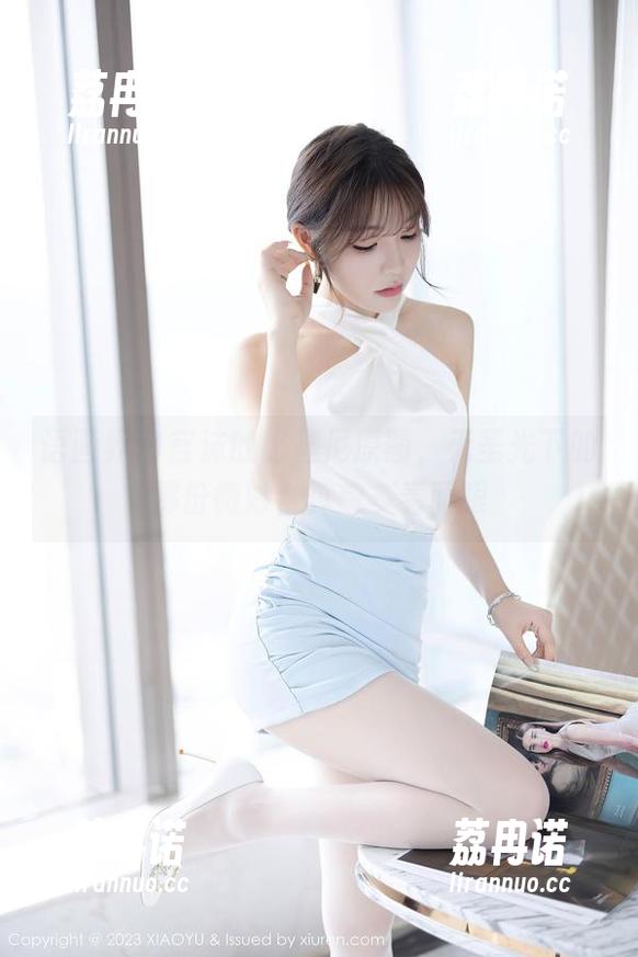 语画界 - 言沫的比基尼原图，无圣光下的那份微妙，真想多看两眼