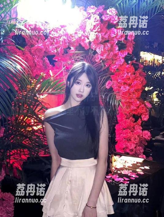 微密圈 - 不敢想象，轩子巨二兔又带来新的凝光作品，心里不得不默默感叹了一下。