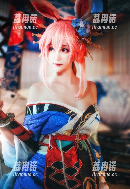 让人捉摸不透的黑裙全集，金鱼yui与时崎狂三的写真之旅