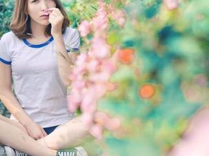 青豆客 - 醉美温泉与梓萱Crystal：快来网盘下载，热水里谁最靓！