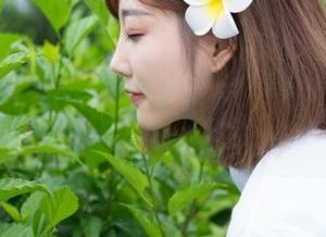 魅妍社 - 高清图集呈现：芝芝Booty的长腿，看来是每个模特界的“标杆”？