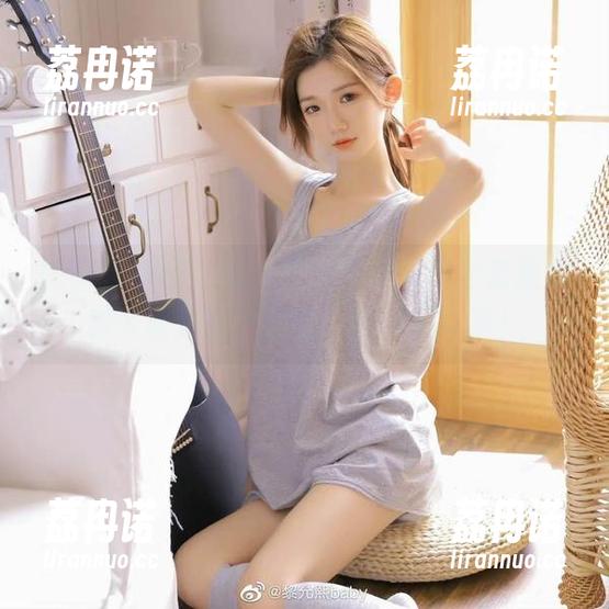 微密圈 - 请注意，黎允熙夏天的全套图片将可能导致严重的“回忆潮”啊！